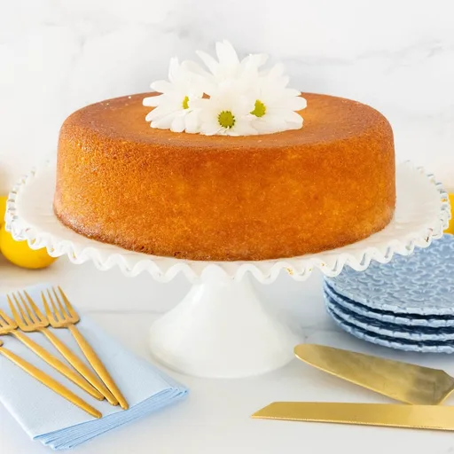 Pastel italiano de limón y aceite de oliva con glaseado de limón