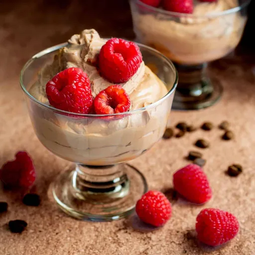 Mousse de cafe cremosa de 3 ingredientes sin huevo