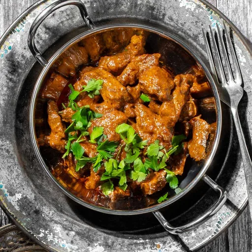Aromatic beef curry with coconut milk