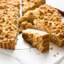 crust + crumble apple pie