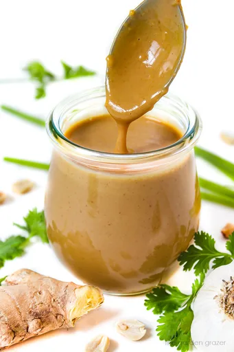Easy Peanut Sauce (Vegan!)