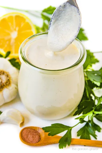 Vegan Garlic Aioli (Oil-Free!)