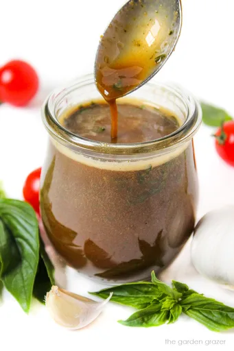 Basil Balsamic Dressing (Oil-Free!)