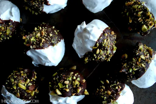 Pistachio Meringues