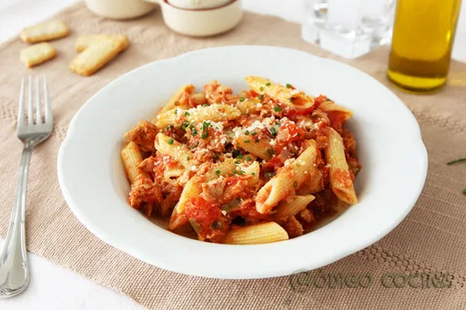 Cómo hacer macarrones con atún y tomate