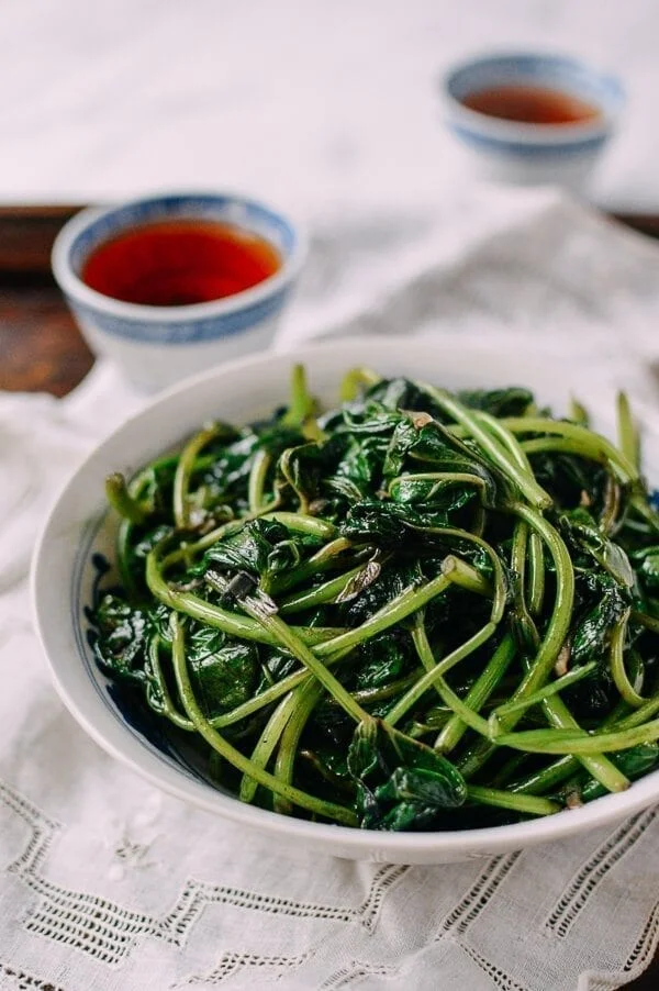 Yam Leaves, Stir-Fried Sweet Potato Leaves (炒地瓜苗)