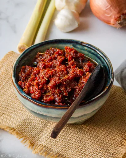 Easy Vegan Sambal (Red Chili paste)