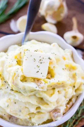 Roasted Garlic Mashed Potatoes
