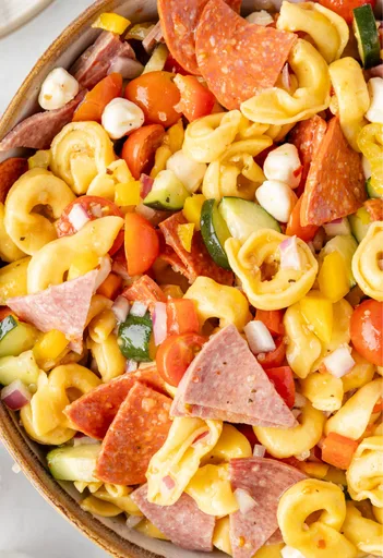Ensalada de pasta con tortellini