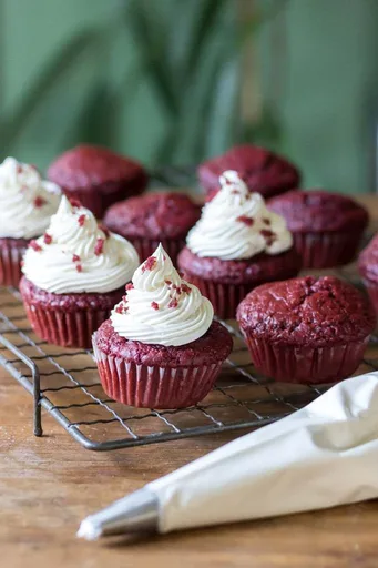 Vegan Red Velvet Cupcakes