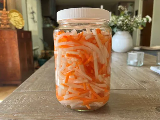 Daikon and Carrot Pickle
