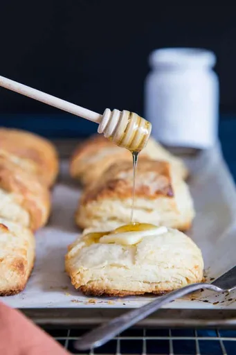 Honey Buttermilk Biscuits