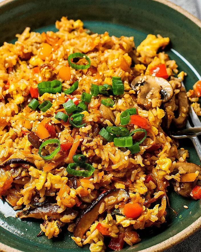 Einfacher gebratener Reis mit Miso