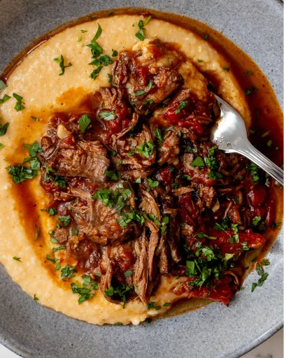 Shredded Beef with Cheesy Grits