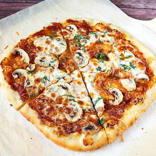 Pizza Funghi