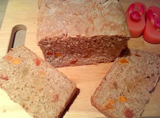 Pan dulce de frutas escarchadas