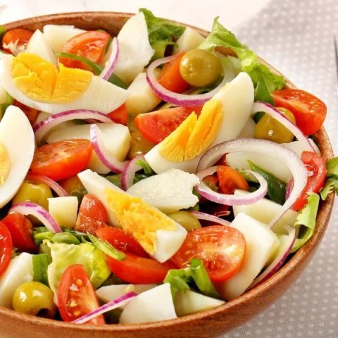 Spanish Mixed Green Salad Recipe