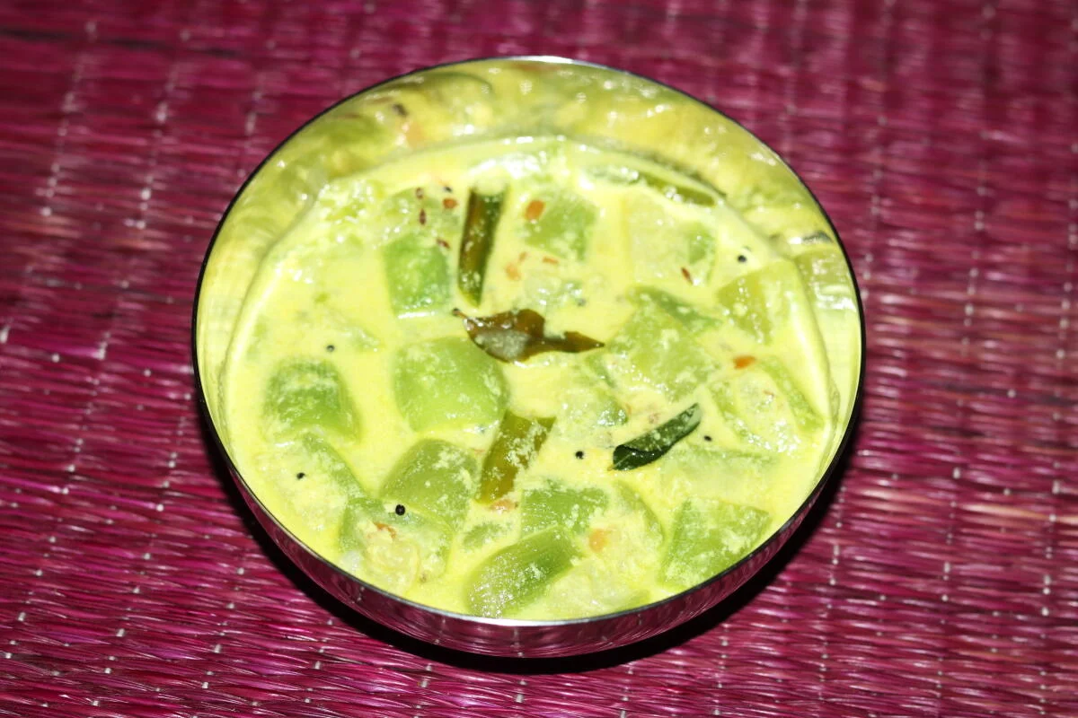 Beerakaya Palu Posina Kura | Andhra Style Ridge Gourd Curry in Milk