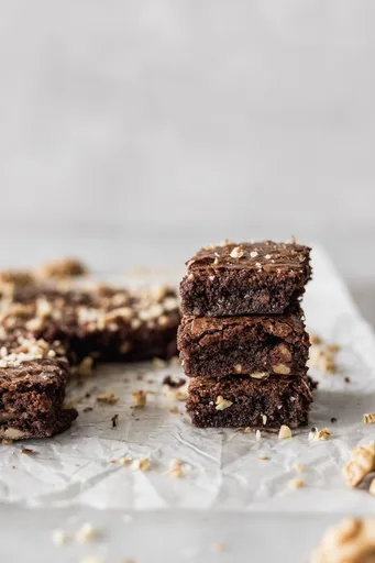 Dark chocolate brownies with walnuts