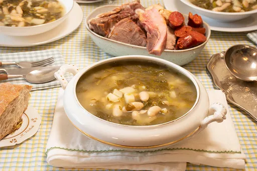 Caldo Gallego. Cocina Gallega