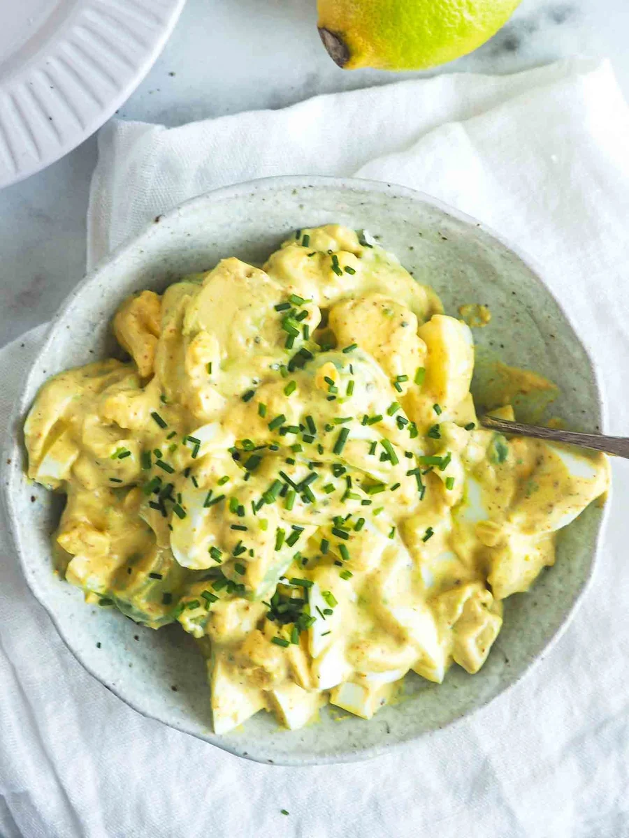 Sund æggesalat med avocado