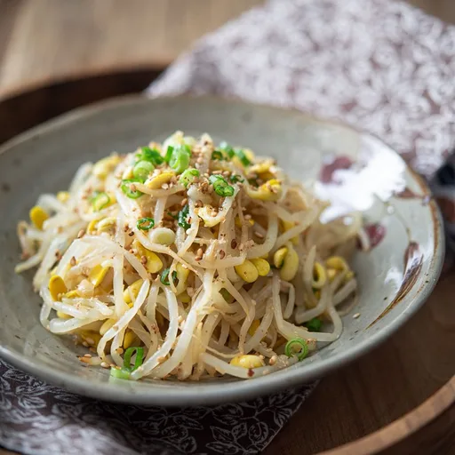 Korean Soybean Sprout Side Dish (Kongnamul Muchim)