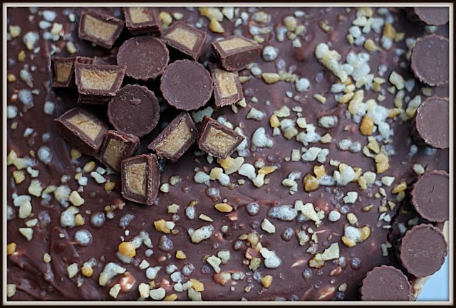 Reese’s, Toblerone and Philadelphia cake