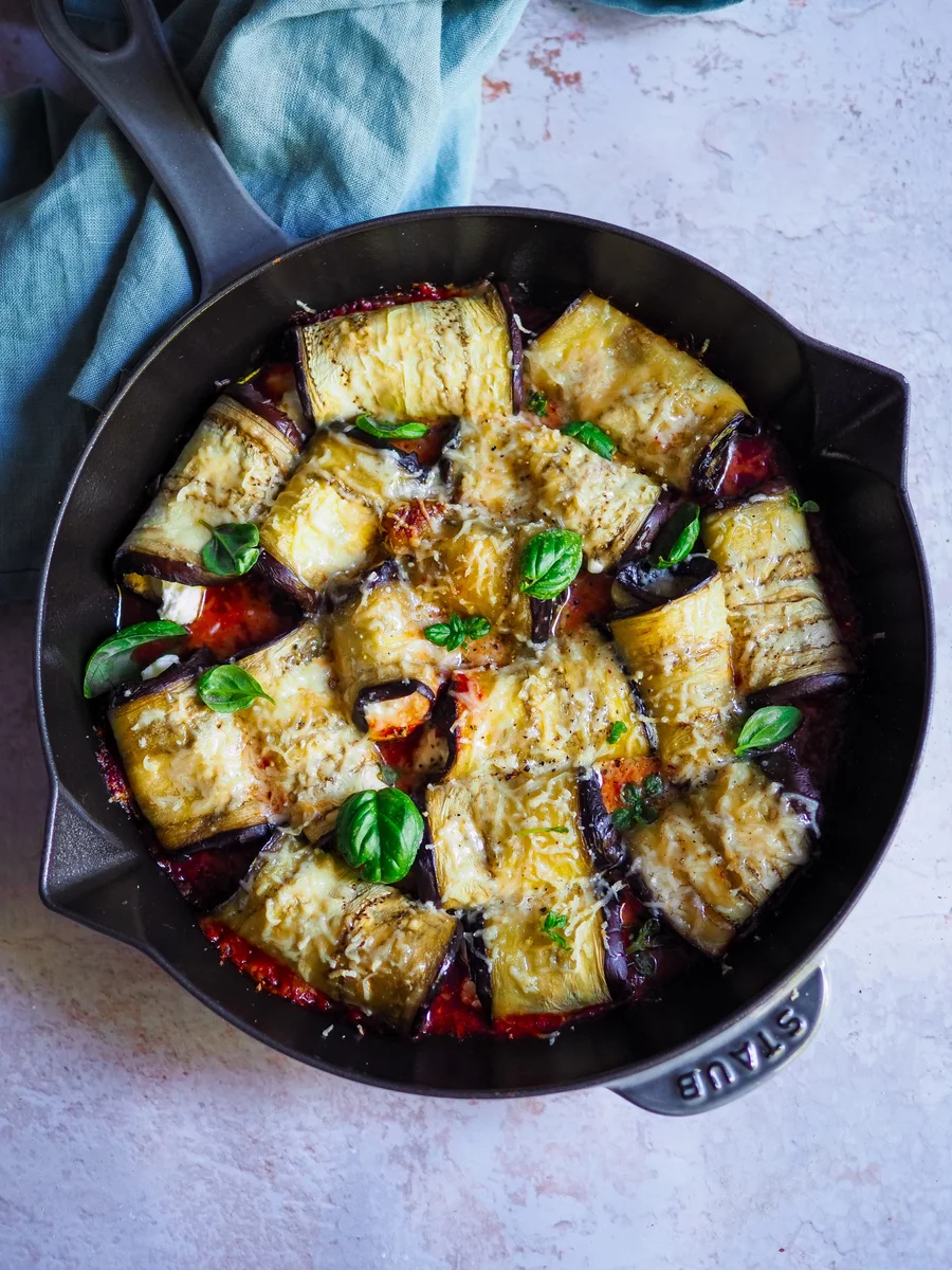 Involtini d'aubergine à la ricotta et parmesan