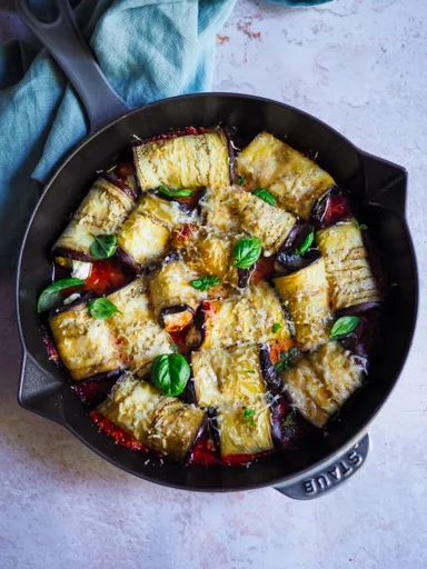 Involtini de berenjena con ricotta y parmesano