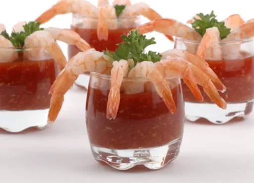 Cóctel de gambas a los cítricos con salsa de wasabi