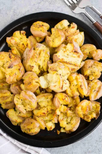 Patatas machacadas