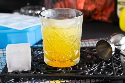 Maracuja Gin Fizz