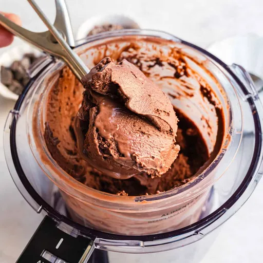 Veganes Schoko-Protein-Eis aus dem Ninja Creami