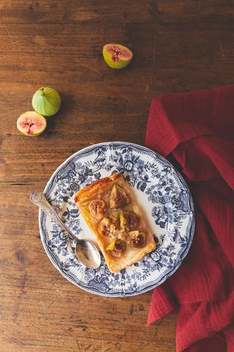 Tartelettes figues amandes sur pâte feuilletée