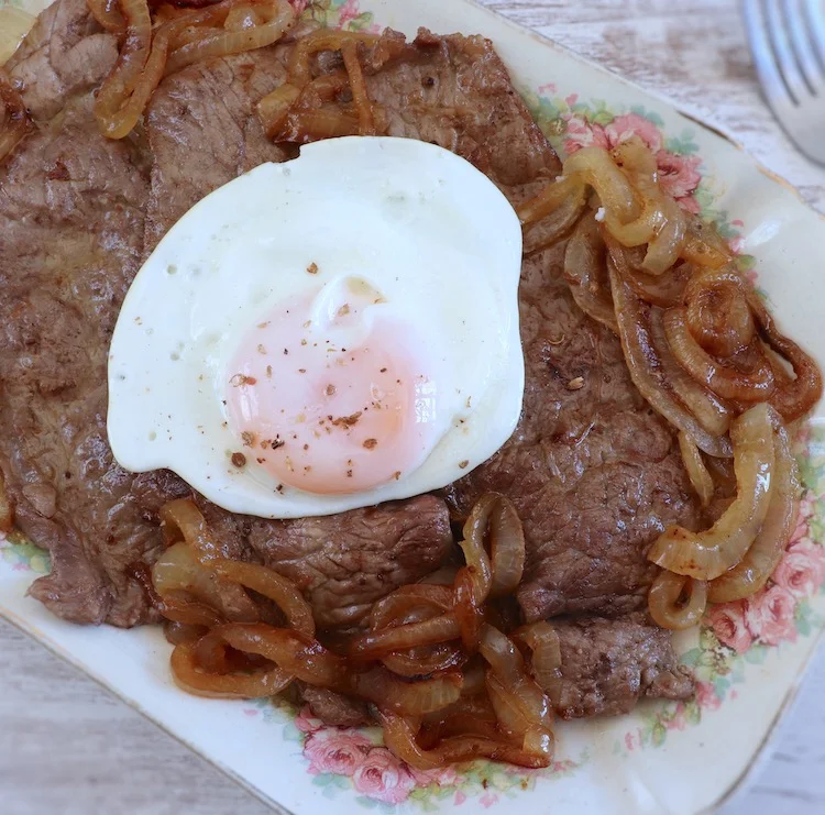 Homemade Steak with Egg