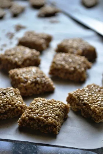 Pasteli - Greek Sesame Honey Candy Recipe