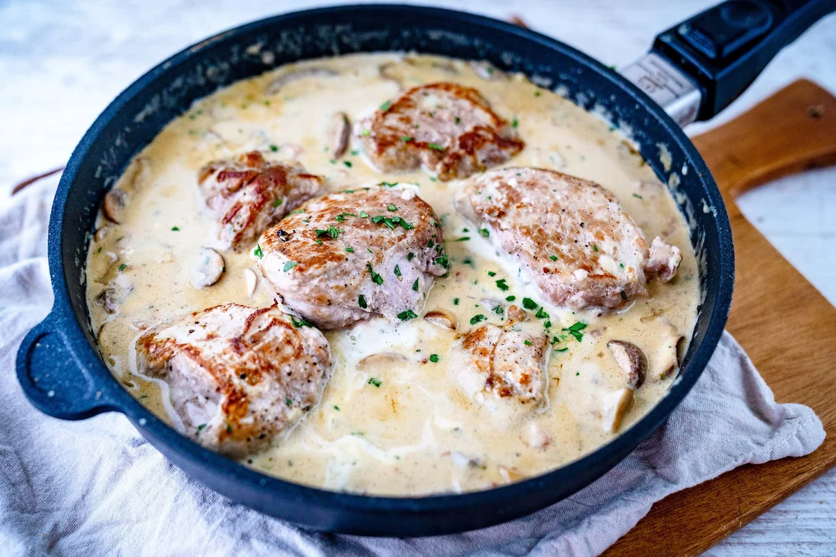 Gefülltes Filet mignon in Frischkäsesauce