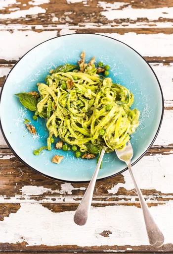 Zucchini Noodles with Avocado Pesto