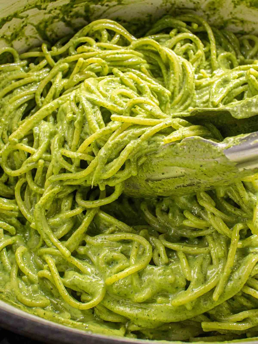 Pasta With Green Sauce