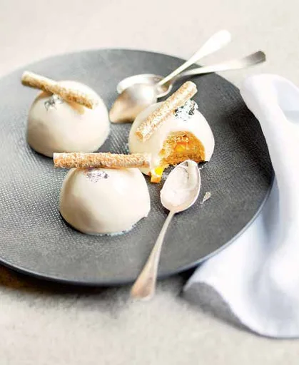 Domos de coco y mango