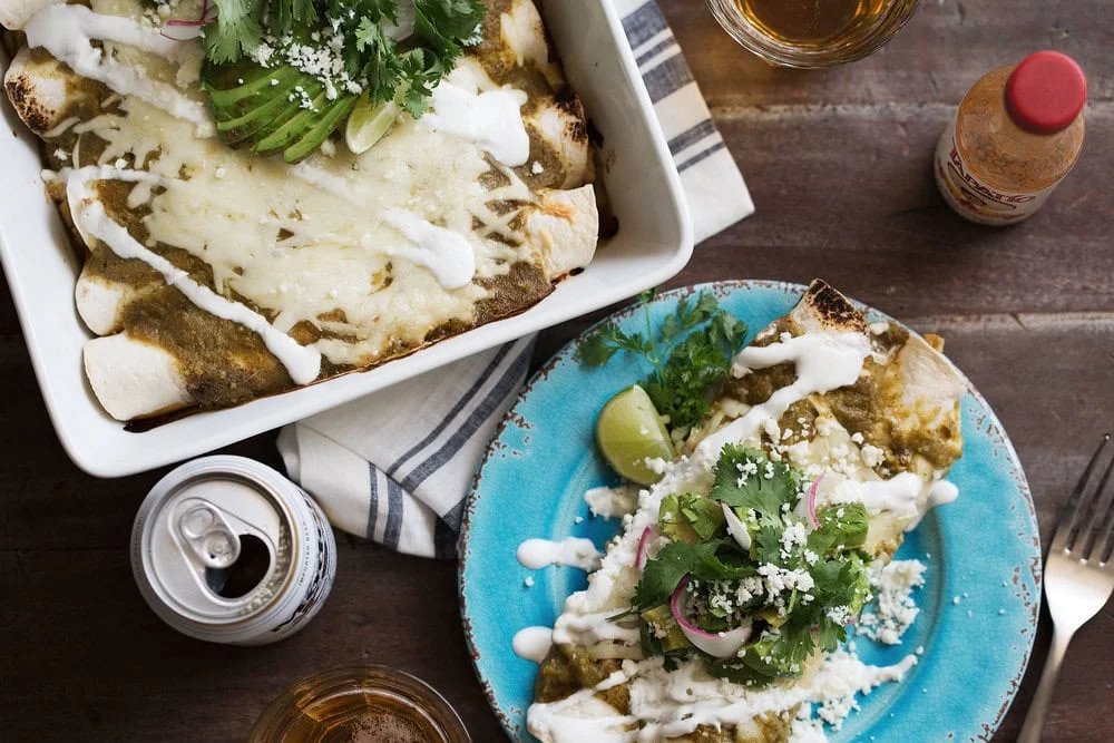 Enchiladas Verdes de Pollo y Maíz Dulce con Queso