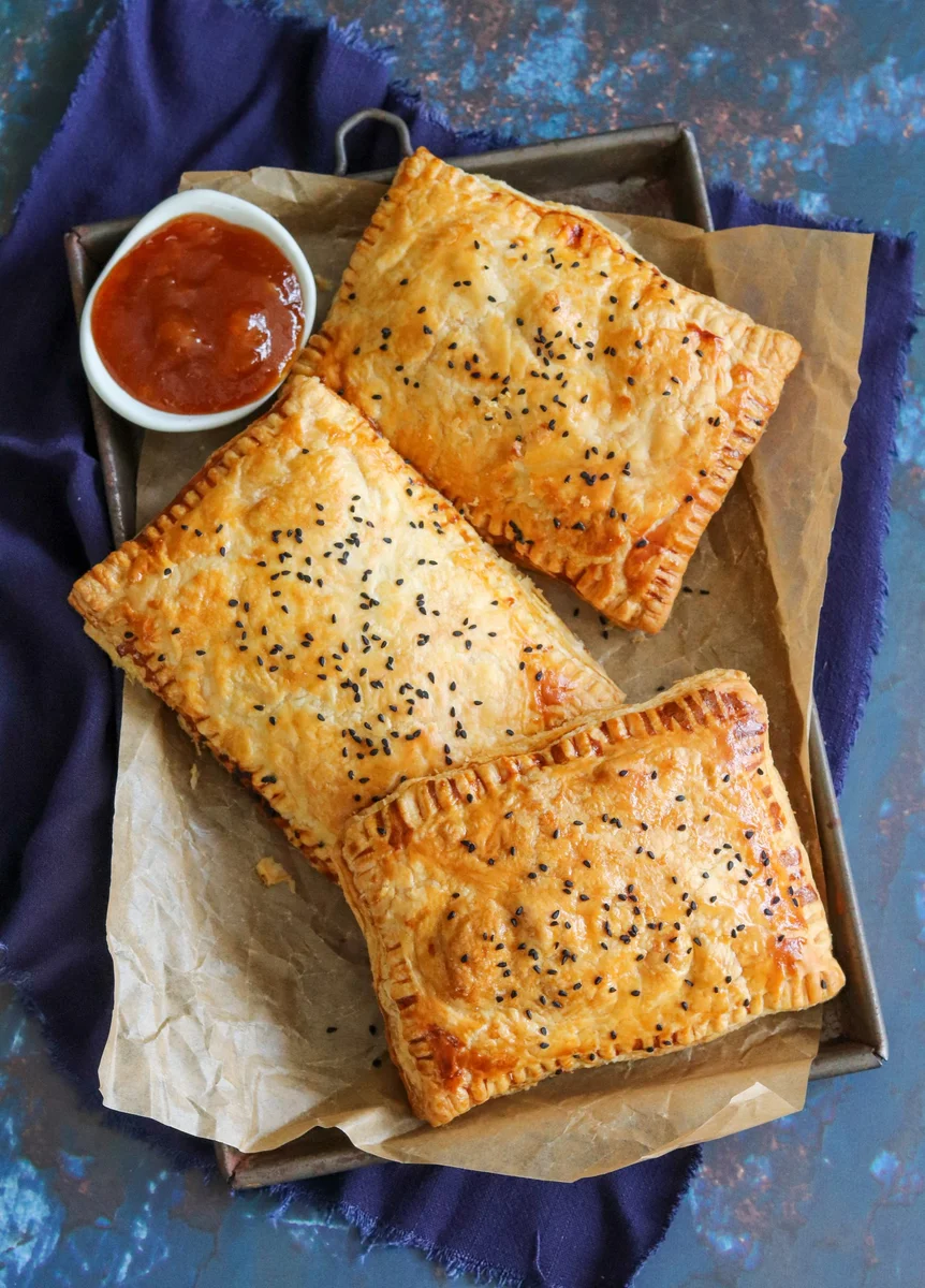 Chicken Balti Pies