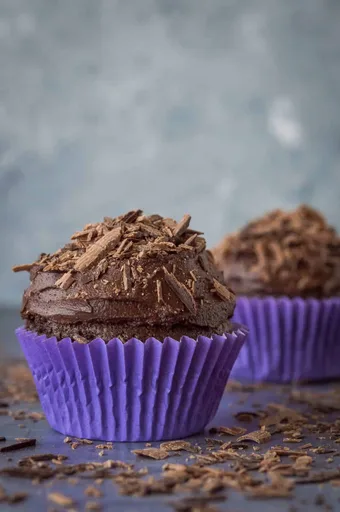 Chocolate Cupcakes For Two (Vegan)