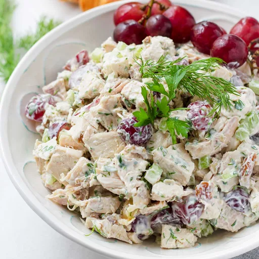 Ensalada de Pollo con Uvas
