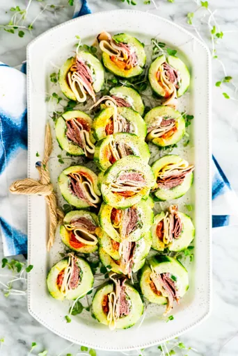 Sándwiches de pepino