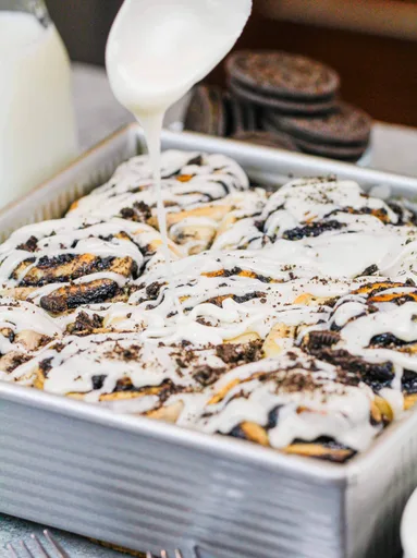 Oreo Cinnamon Rolls