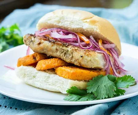 Pan con chicharrón