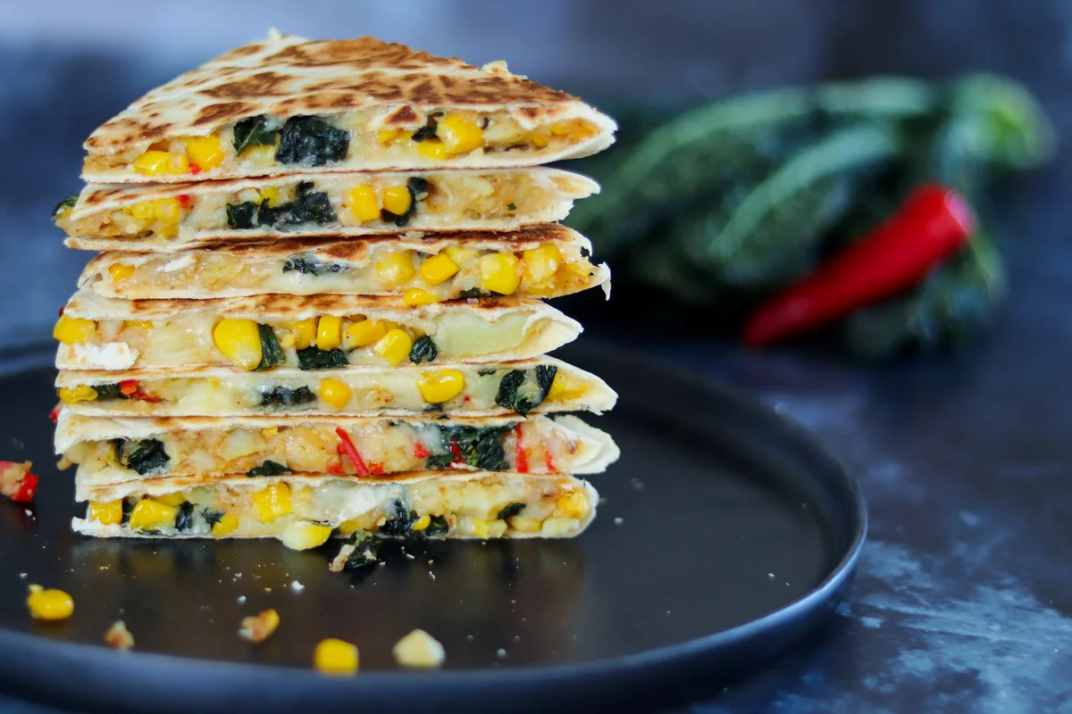 Quesadillas de Cavolo Nero y Maíz Dulce