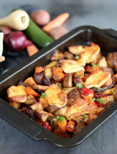Roasted Halloumi & Za'atar Tray Bake
