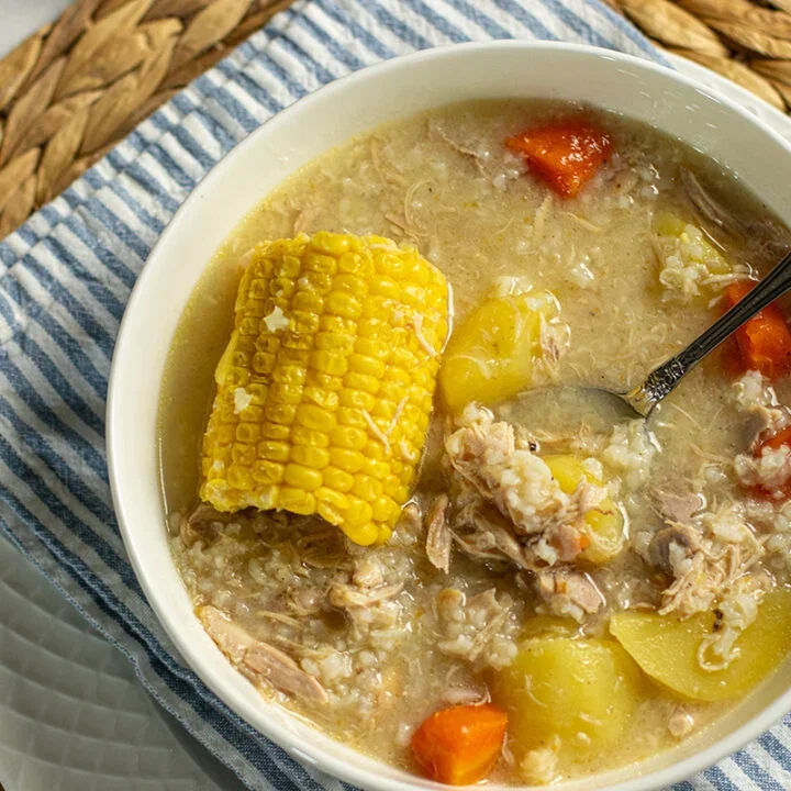 Cuban-Inspired Chicken & Rice Soup (Sopa de Pollo)